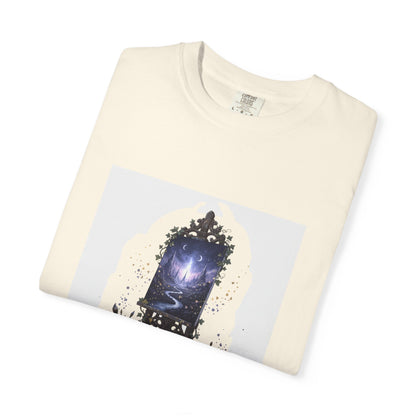 Artistic Mirror T-Shirt — "Every artist was first an amateur" Quote Graphic